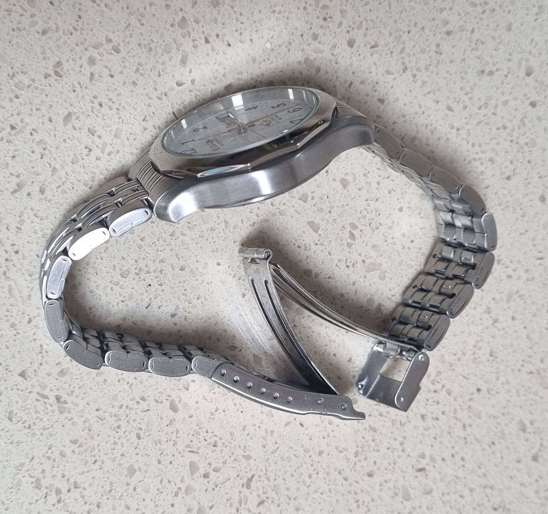 ### Citizen Automatic watch medium wrist fit like new ###