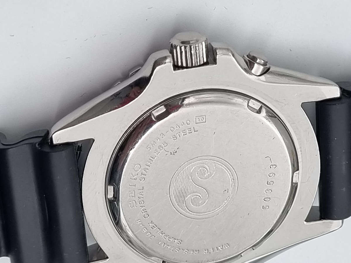 ## Seiko Kinetic Divers watch - adjustable Large wrist fit - Good condition ##