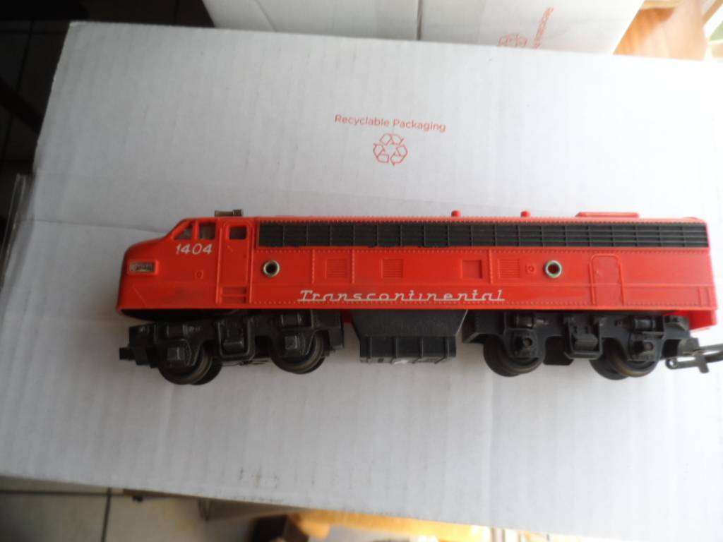 Triang R0550 transcontinental F7A Diesel Locomotive 1404