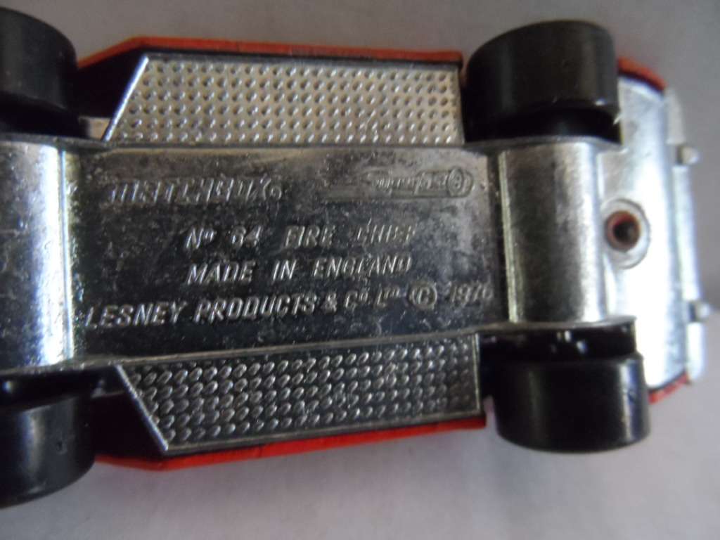 MATCHBOX 64 FIRE CHIEF CAR VINTAGE LESNEY ENGLAND