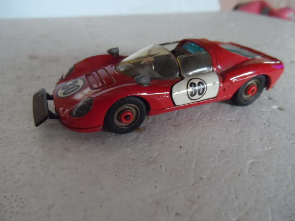 CORGI TOYS #344 Ferrari 206 Dino Sport Red Spot Wheel - Original Vintage [D24]