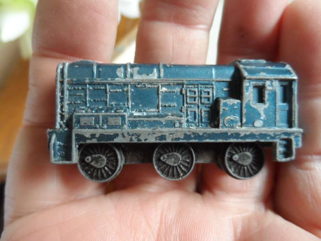 Vintage LONE STAR DIESEL TRAIN ENGINE, DIECAST