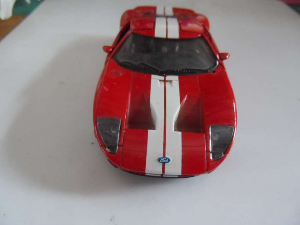 New Ray 2005 Ford GT 1/32 Scale City Cruiser Collection red W White Stripes - [m53]
