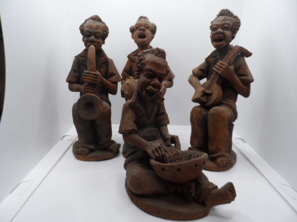 FOUR MUSICIANS , CLAY,  14 TO 21 CM TALL