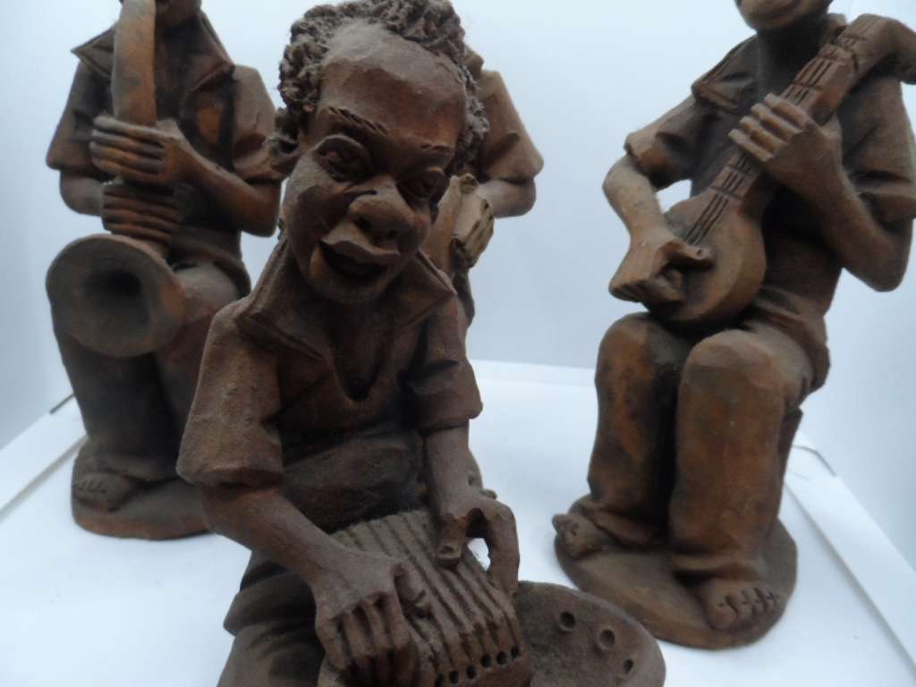 FOUR MUSICIANS , CLAY,  14 TO 21 CM TALL