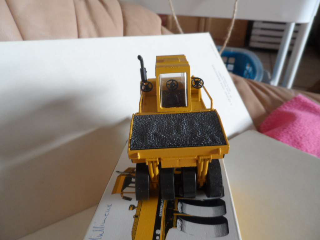 VINTAGE CONRAD 2741 CAT CATERPILLAR PS500 COMPACTOR -1:50-  BOXED [M88]