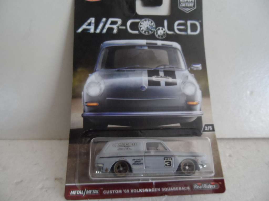 2016 Hot Wheels Air-Cooled CUSTOM 69 VOLKSWAGEN SQUAREBACK Car Culture-sealed long card-[m49]]