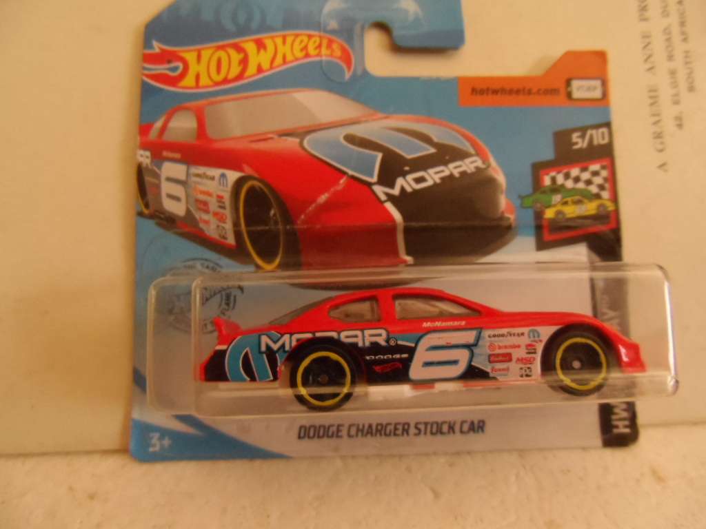 Hot Wheels - Dodge Charger Stock Car 5/10 HW Race Day - 2019-sealed short card-[m53]