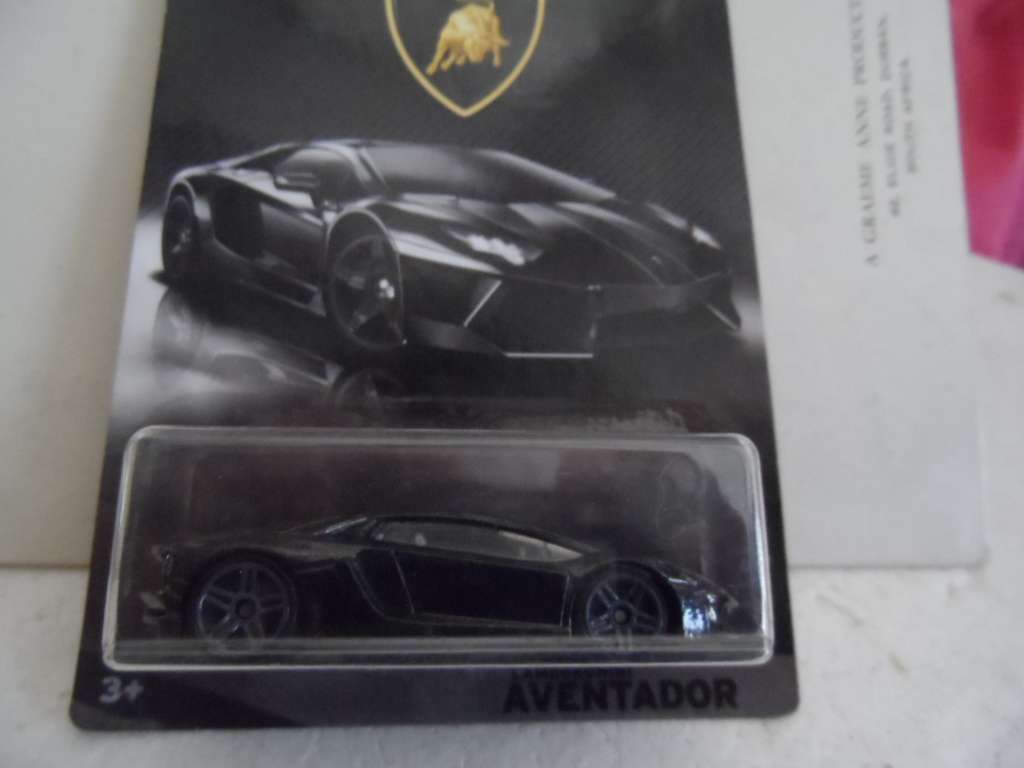 Lamborghini Aventador LP 700-4 Hot Wheels  Black-sealed long card-[m47]