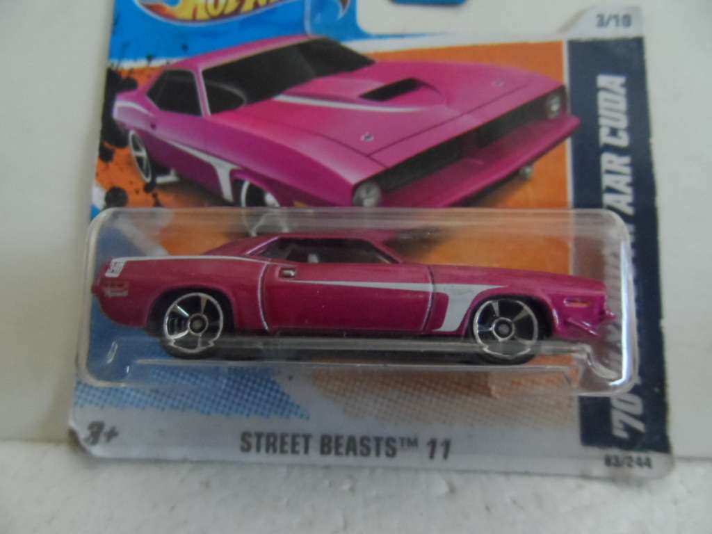 Hot Wheels 70 plymouth aar cuda -sealed-[m56]