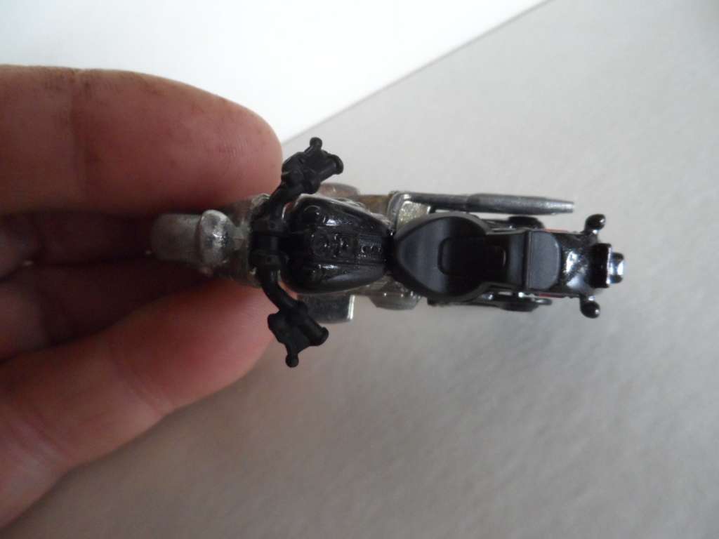 Hot Wheels 2015 HW Off-Road Harley Davidson Fat Boy  Black Motorcycle -  PACKAGING DAMAGED [M55]