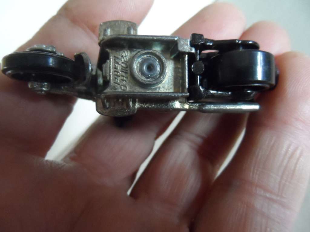 Hot Wheels 2015 HW Off-Road Harley Davidson Fat Boy  Black Motorcycle -  PACKAGING DAMAGED [M55]