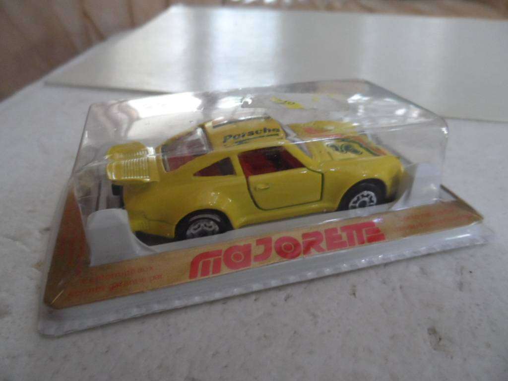 Majorette Porsche- [m88]