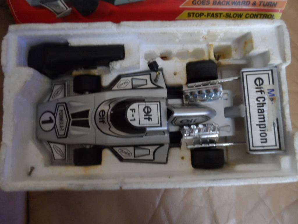 sonic control elf racing car