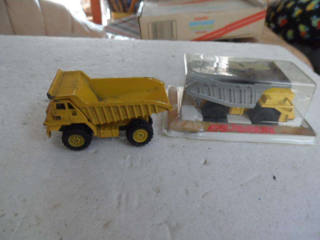 two matchbox size dump trucks- i bid for both  [m300]
