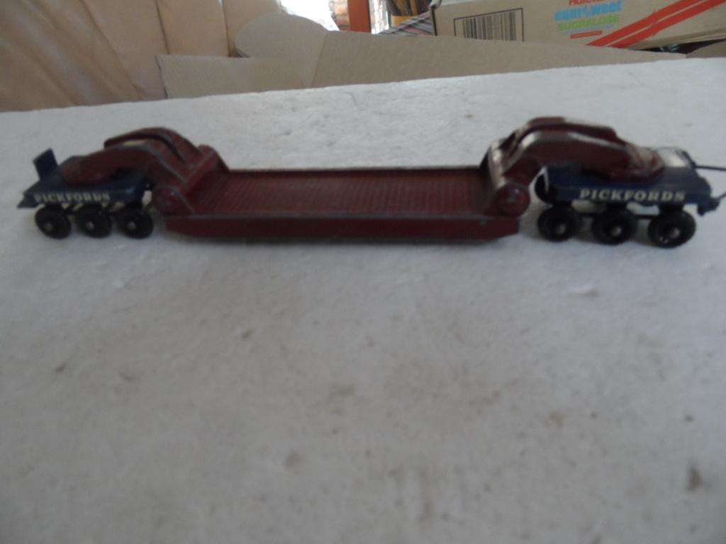 Matchbox Lesney 200 Ton Crane Transporter Trailer - Pickfords-