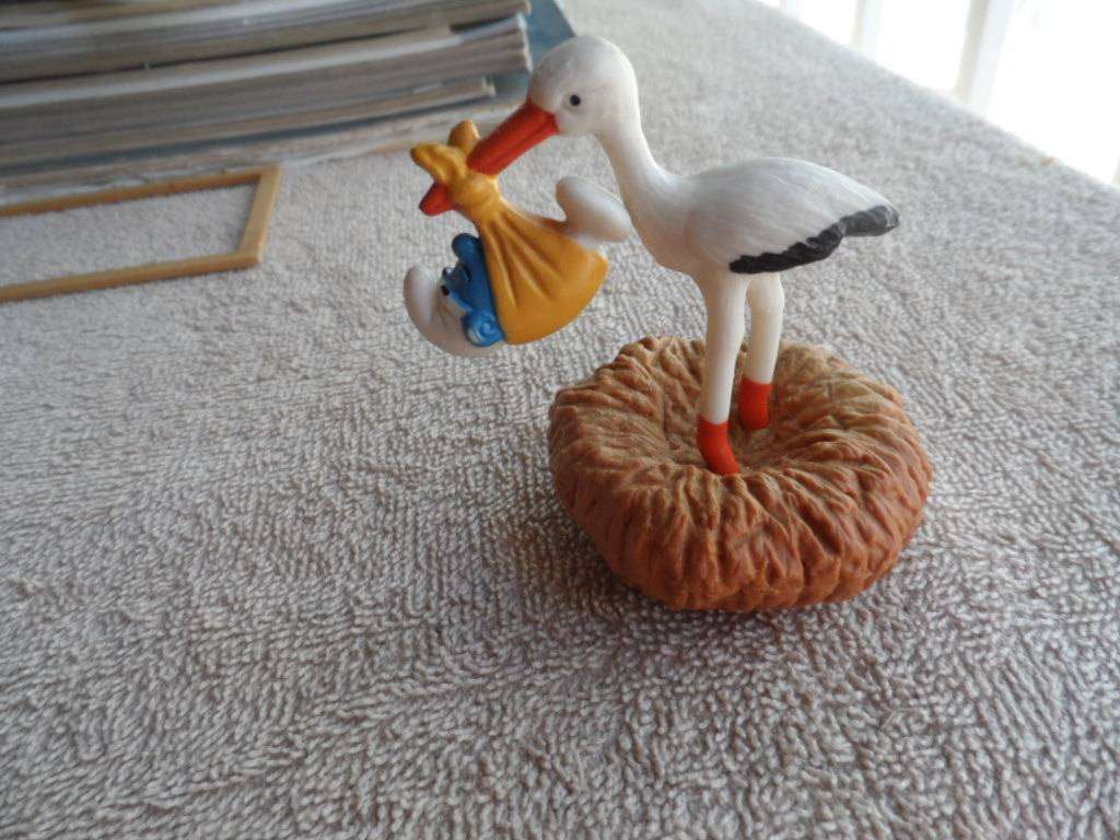SMURF STORK WITH BABY SMURF AND NEST