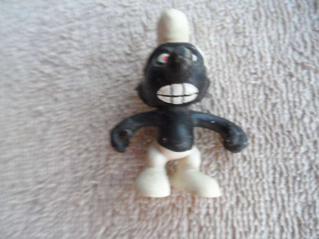 BLACK ANGRY SMURF
