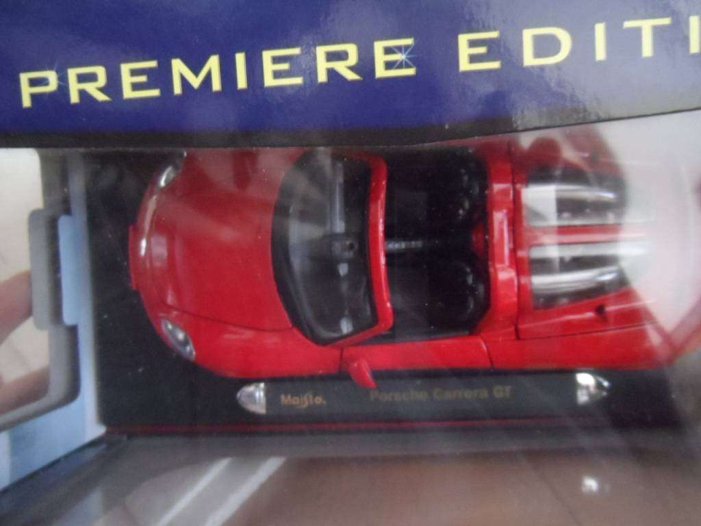 Maisto premiere edition Porsche Carrera gt 1/18 SCALE  -NEW IN BOX-