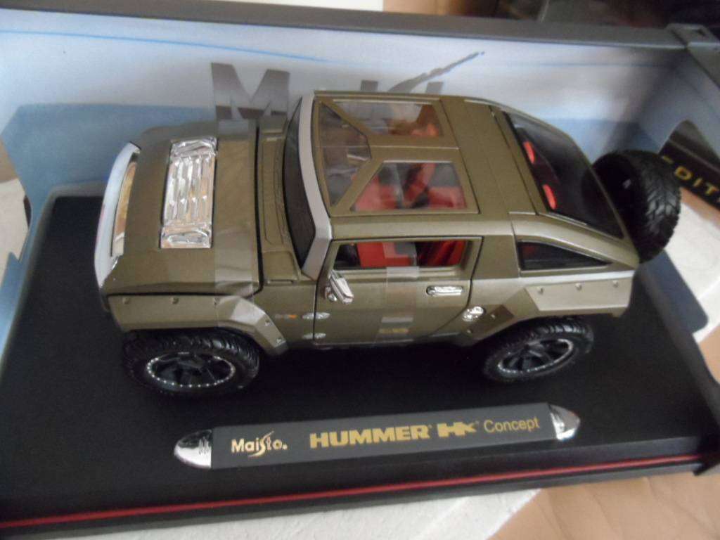 Maisto premiere hummer hx concept 1/18 scale- MINT BOXED.