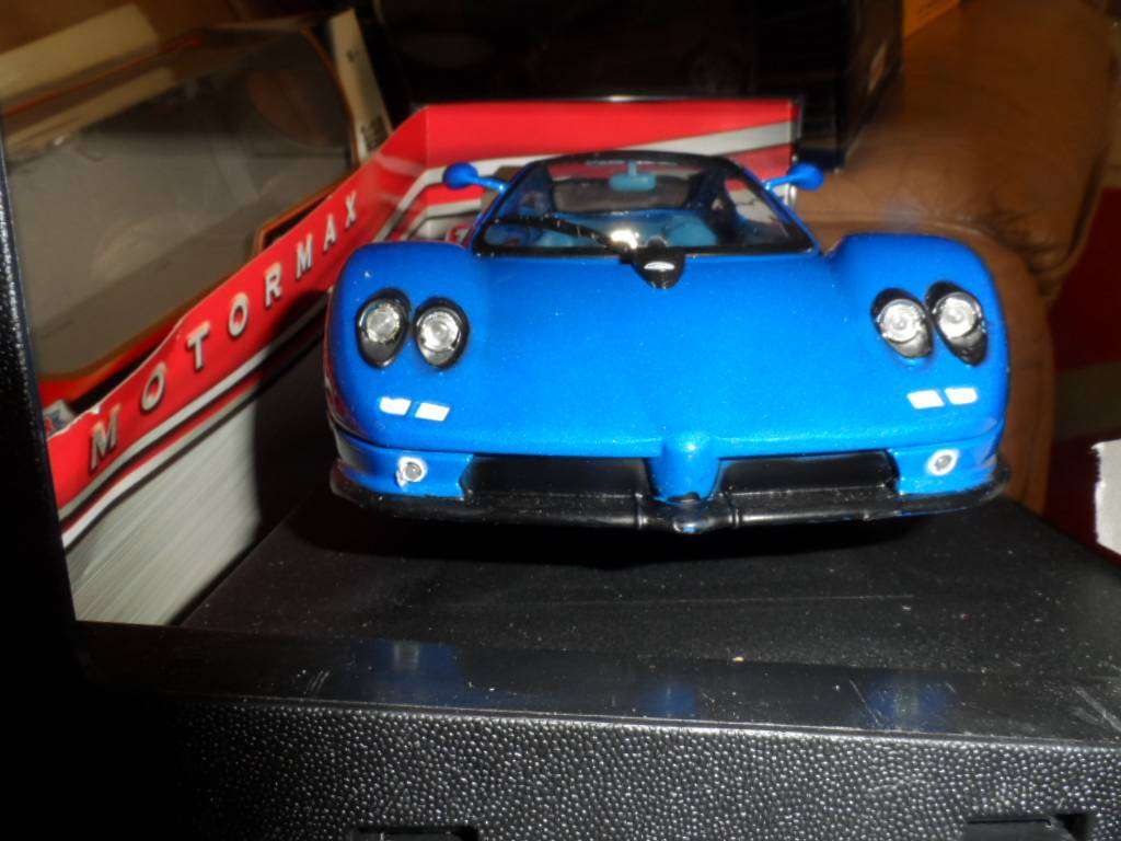 MotorMax Pagani Zonda C12 1/18 -NEW IN BOX
