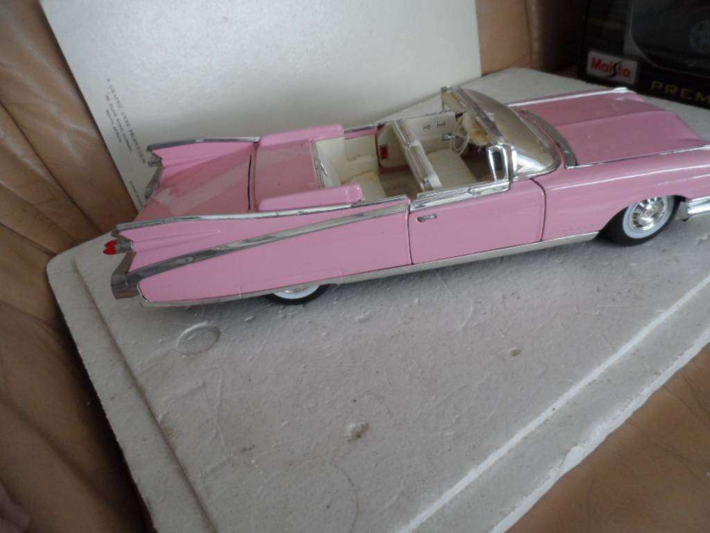 Maisto 1959 Cadillac Eldorado Biarritz 1/18 [m700]
