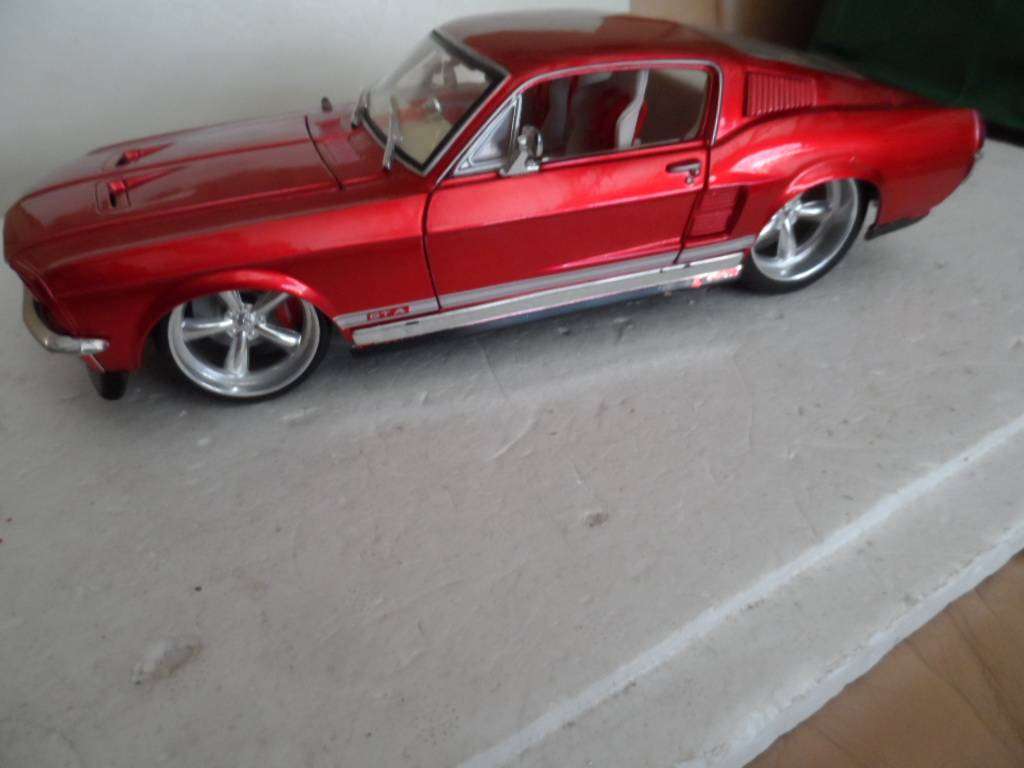 Maisto 1/18 PRO RODZ 1967 FORD MUSTANG GTA-[m701]]