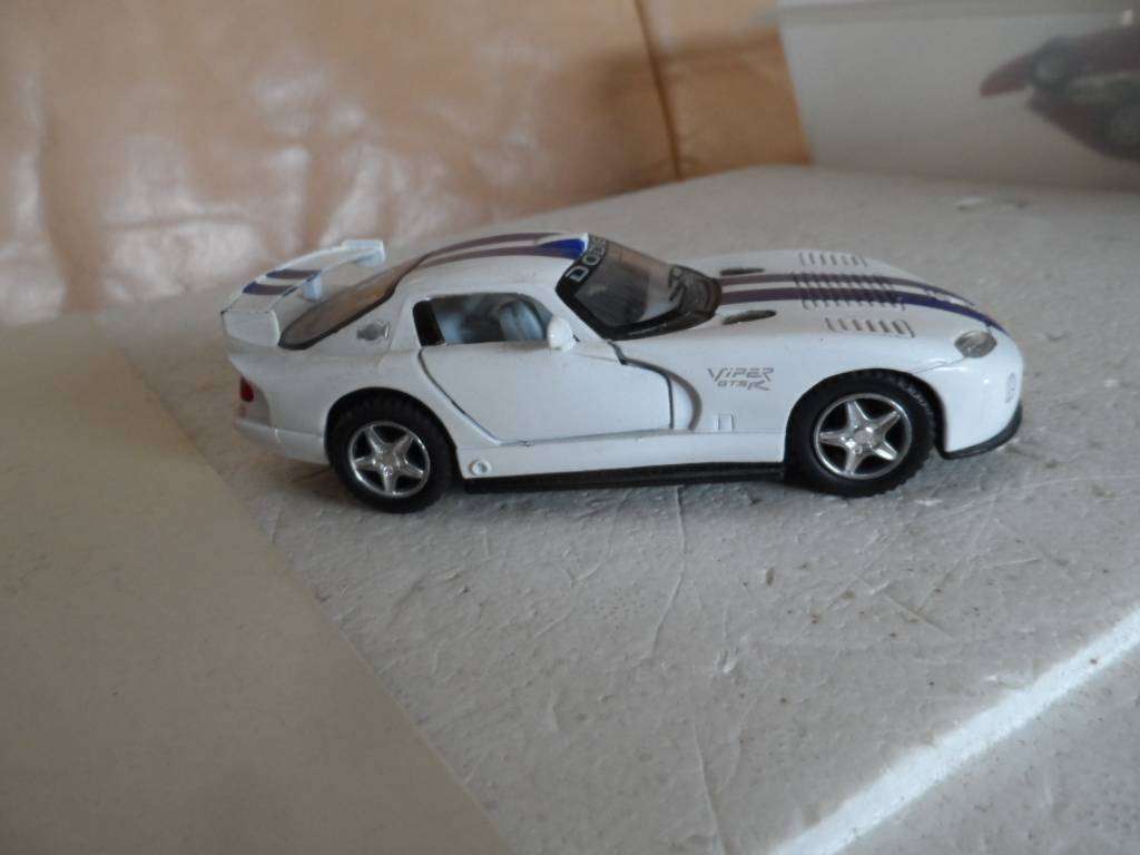 Dodge Viper GTS-R 1:36 Scale  KT.5039 White I  -[m23]