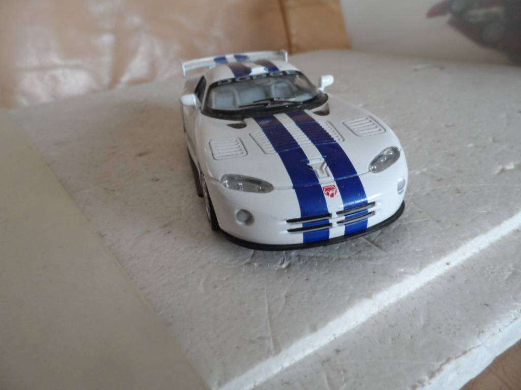 Dodge Viper GTS-R 1:36 Scale  KT.5039 White I  -[m23]