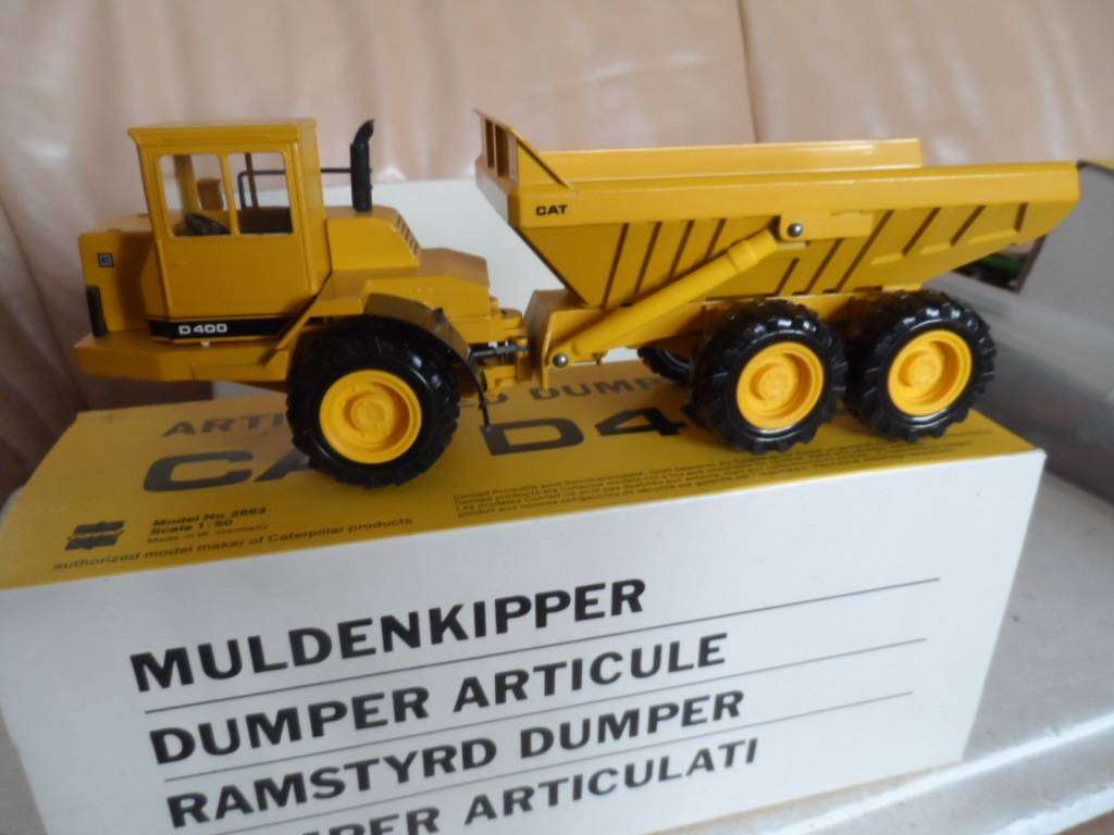 CONRAD cat d400 articulated dump truck -1:50 [m 11]