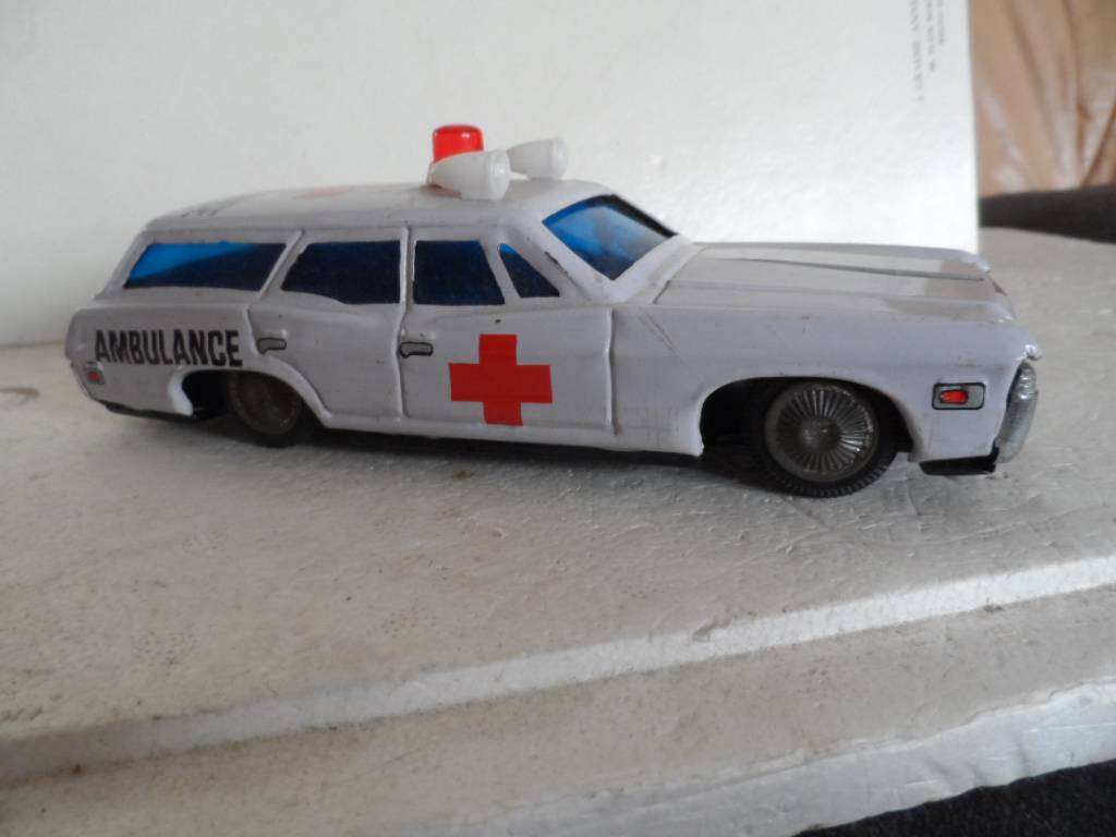 BANDI TINPLATE AMBULANCE-[M23]