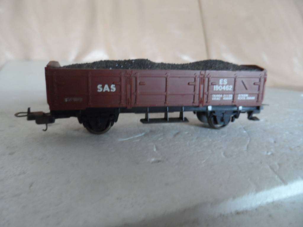 LIMA ES COAL WAGON WITH LOAD  [HO6]