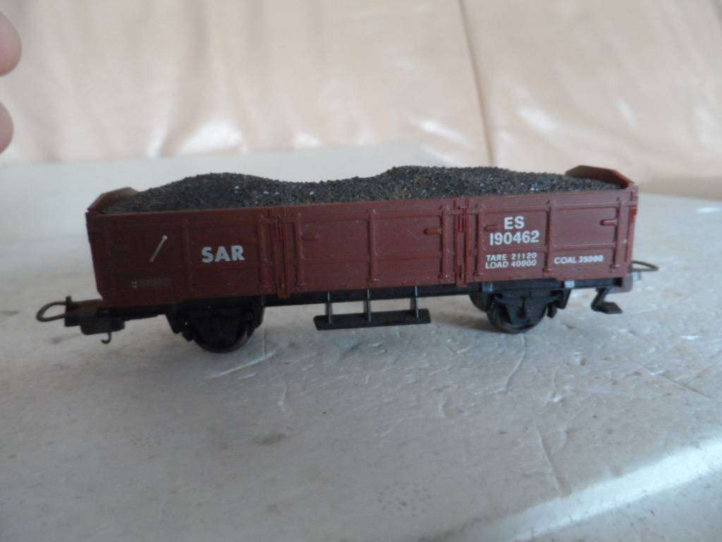 LIMA ES COAL WAGON WITH LOAD  [HO6]