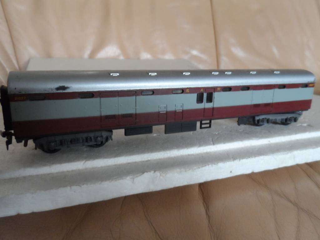 HO Lima transkaroo  baggage car  [HO6]