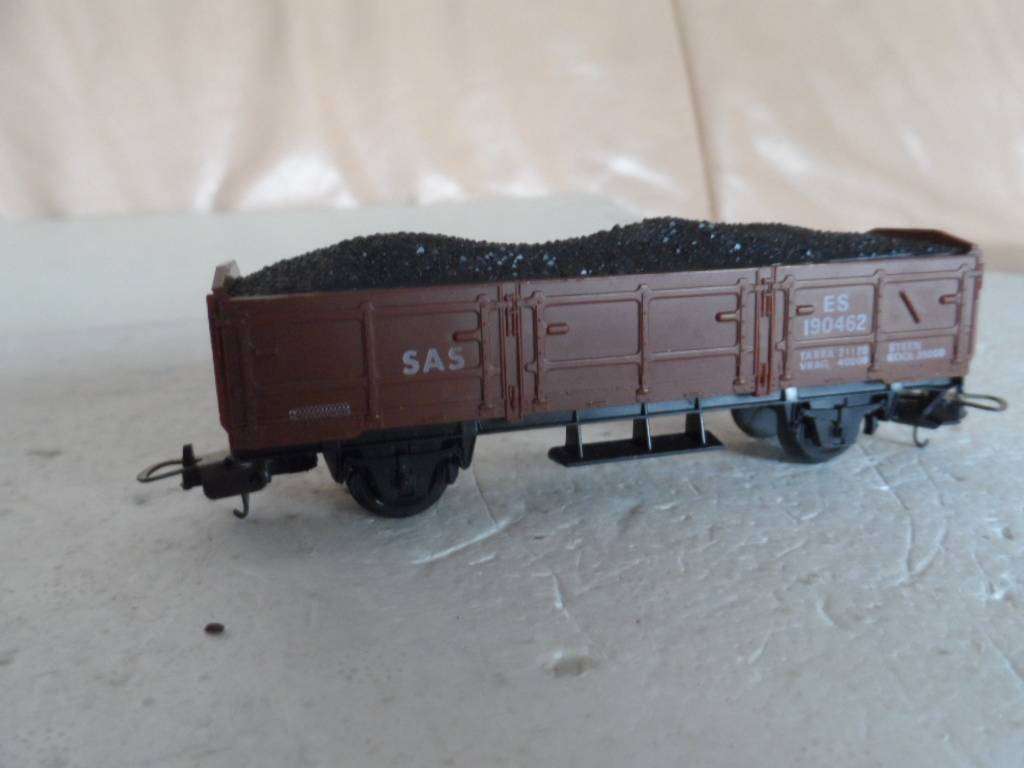 LIMA ES COAL WAGON WITH LOAD  [HO6]