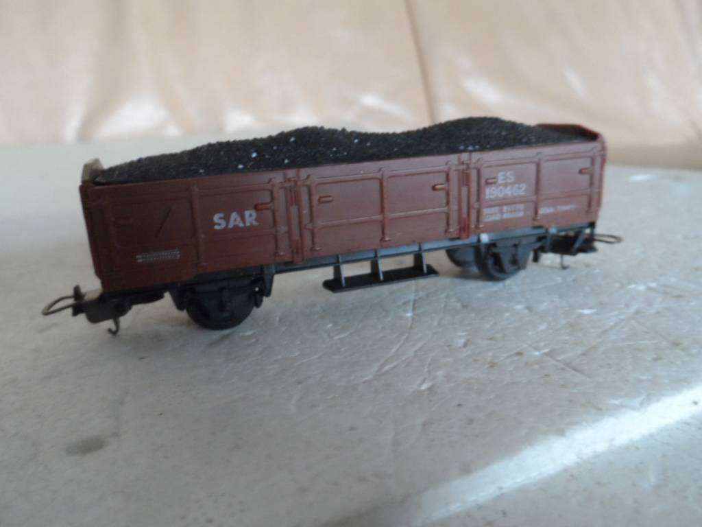 LIMA ES COAL WAGON WITH LOAD  [HO6]