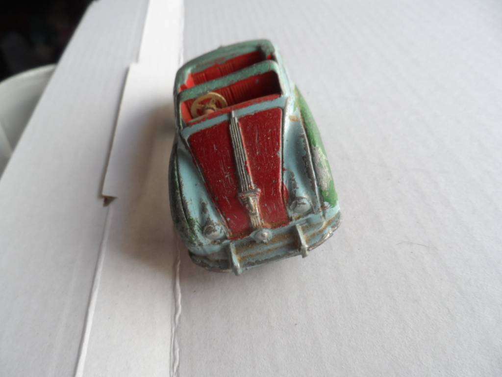 Dinky Toys GB #140a/106 Austin Atlantic Convertible - Sky Blue. [D24]