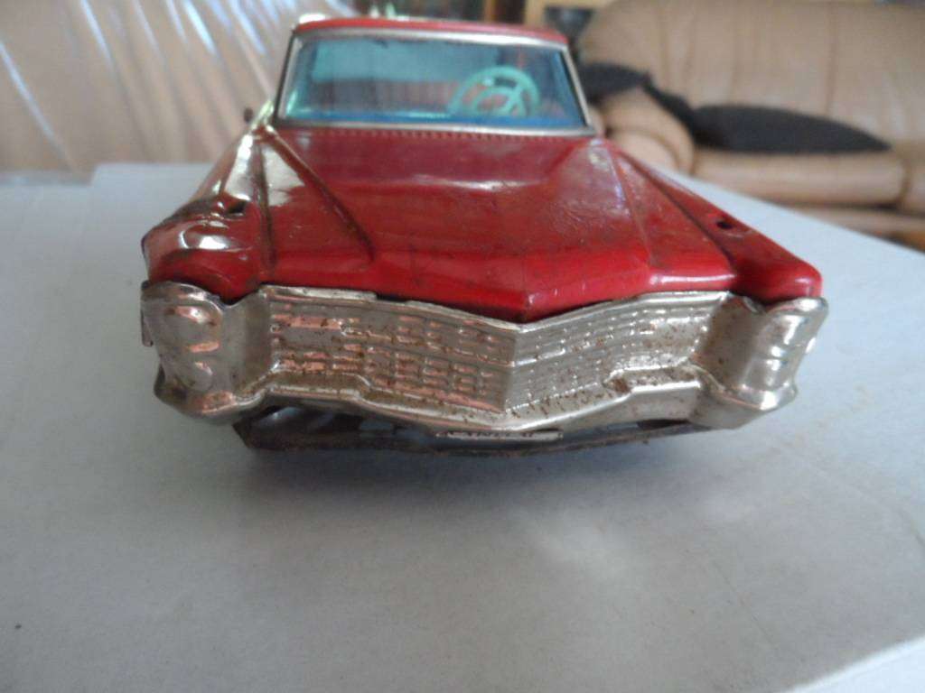 Vintage japanese bandai cadillac 27 cm long