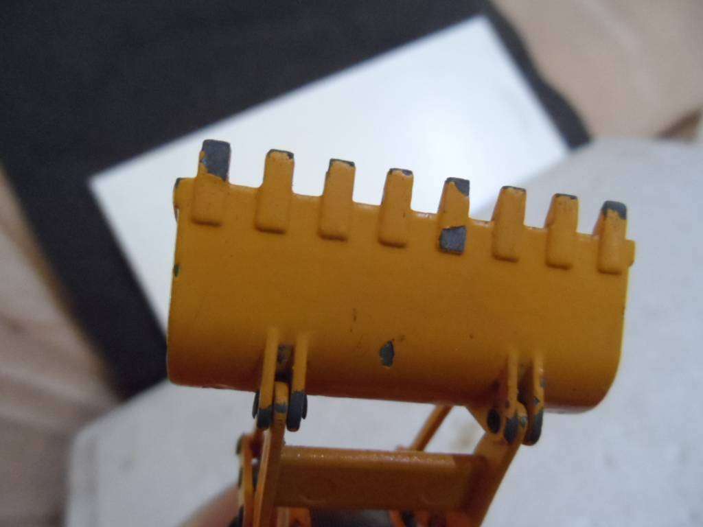 Vintage JOAL Caterpillar 955 Ref 213  Bulldozer   [m88]