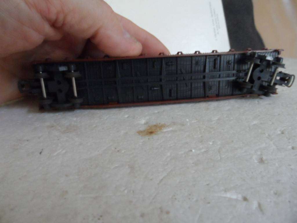HO Lima container car with two containers    [HO6]