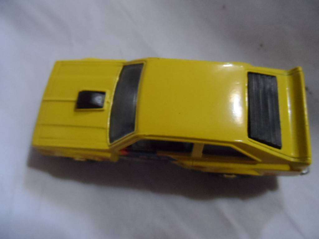 HOT WHEELS FLAT OUT 442