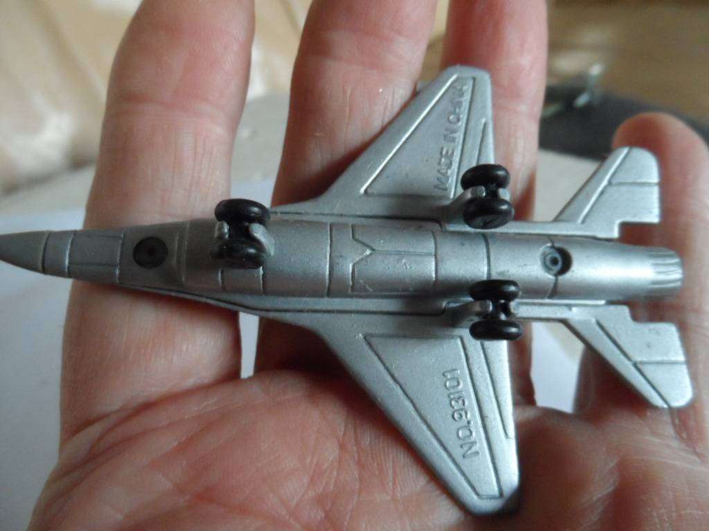 Vintage diecast us fighter jet   [m45]