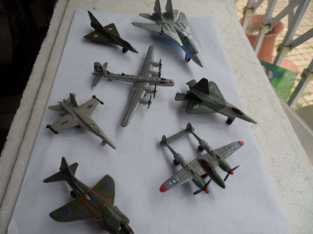 Vintage diecast aircraft collection-one bid for all  [m200]