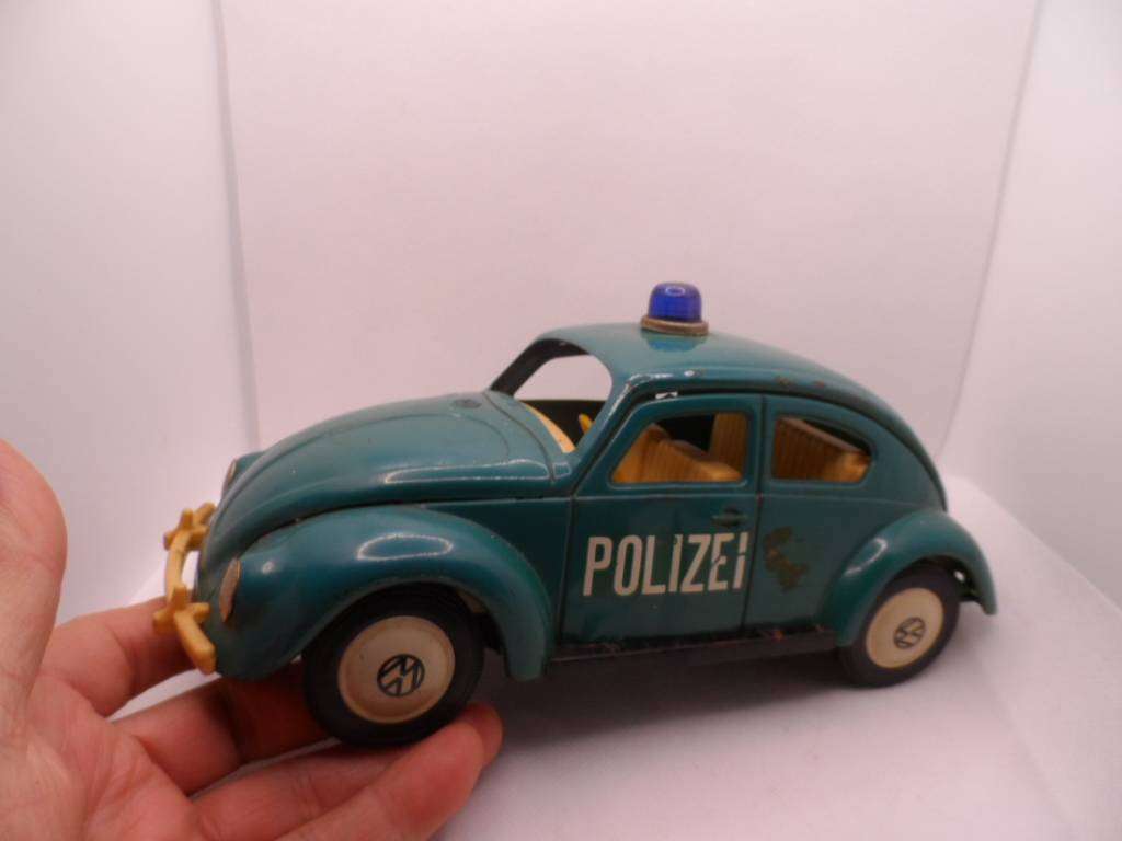 EARLY PRESSED METAL 10 INCH  VW TIN BEETLE