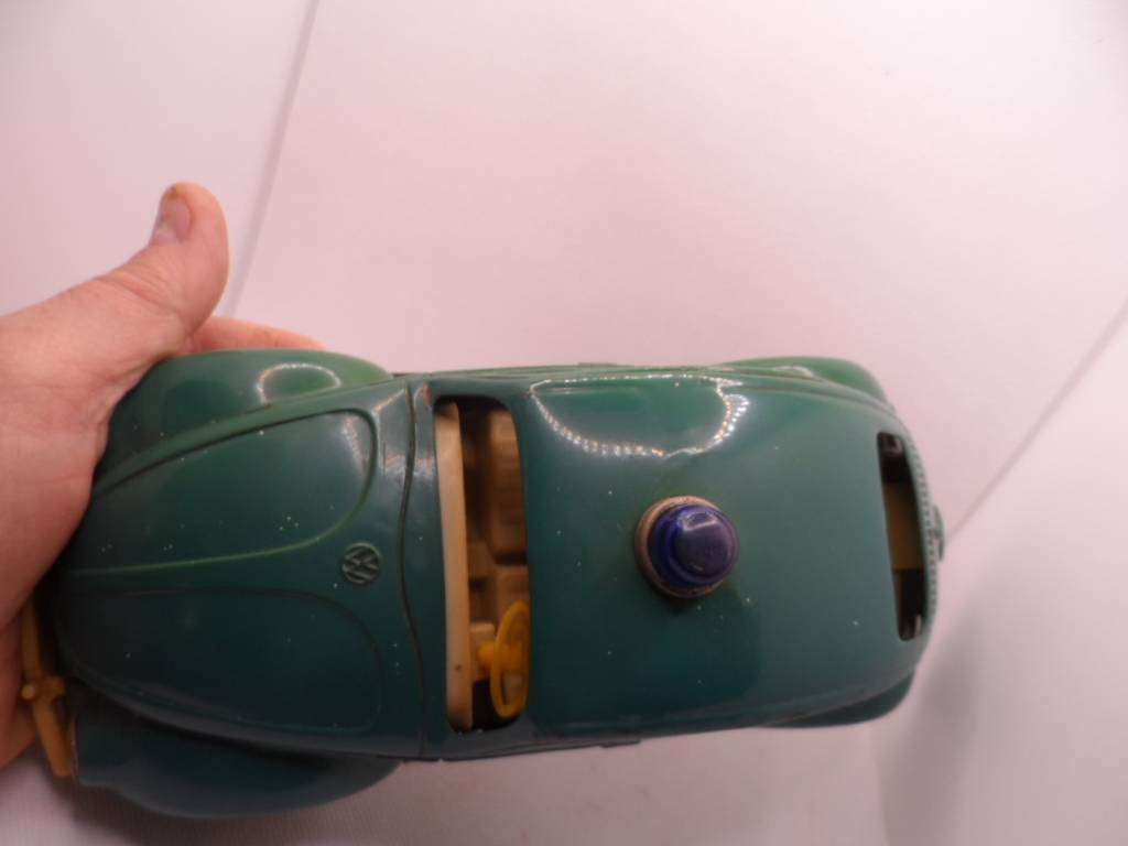 EARLY PRESSED METAL 10 INCH  VW TIN BEETLE