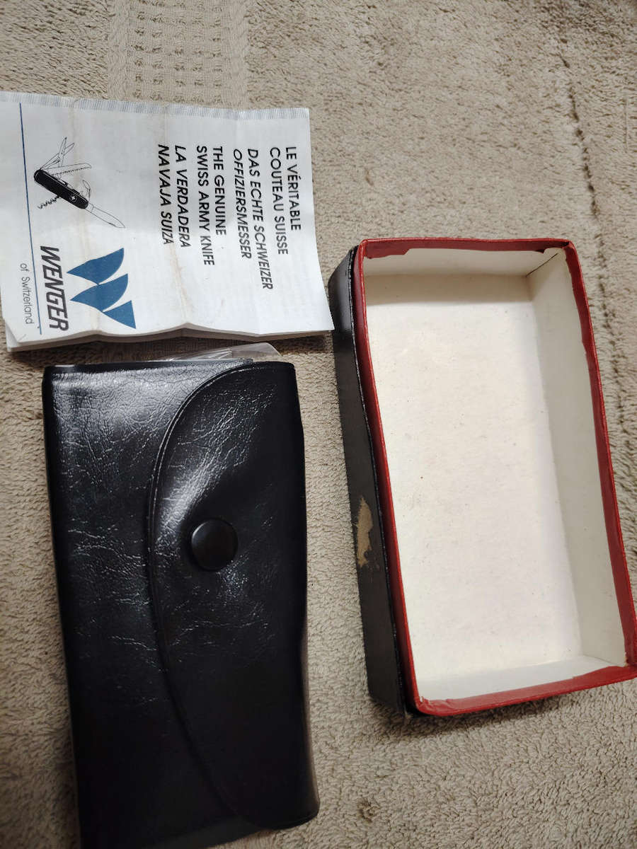 Vintage 1960 staneless steel pocket knife set