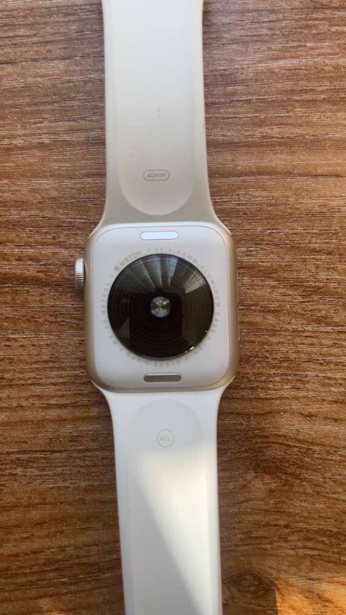 Apple SE watch