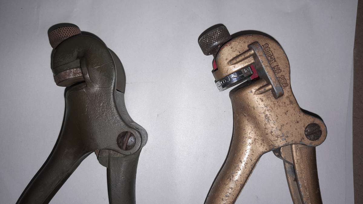 2 Sawsets - Esclipse No 77 & Japanese Somax No 250