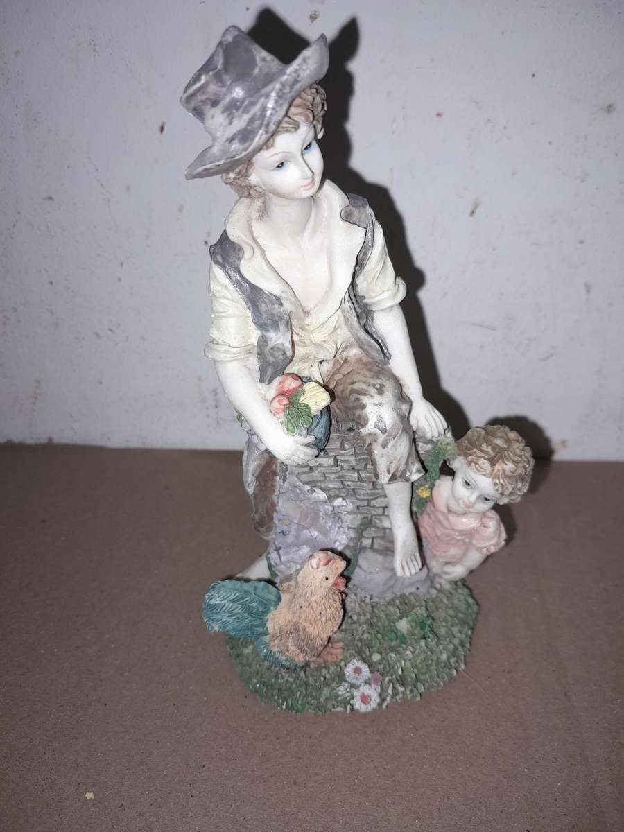 3 Figurines - H12 &14cm - for garden? -  as per pictures
