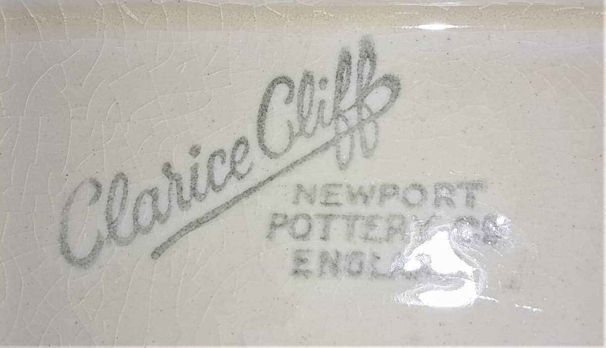 Clarice Cliff Corn Dish x2 -Newport Potteries -Moulded Corn Design  - As per pictures - bid per dish